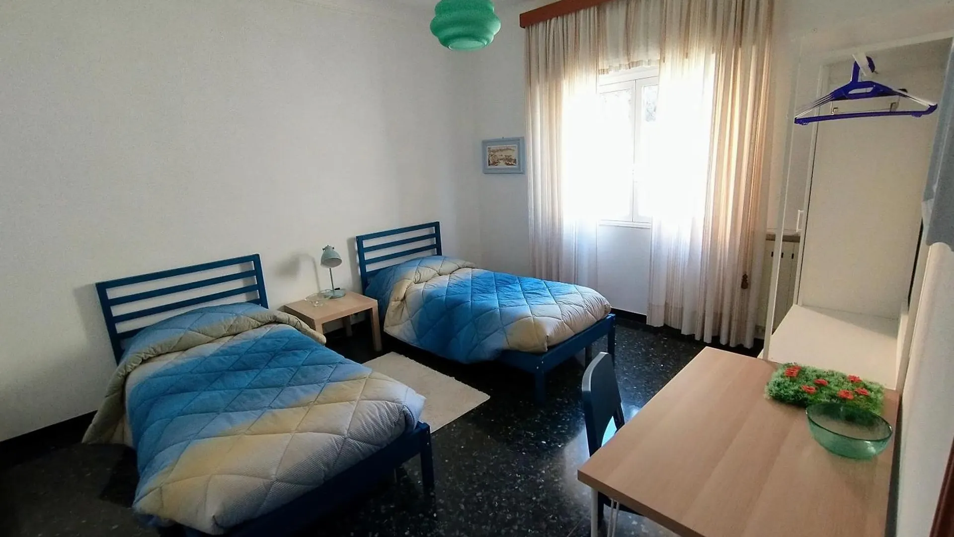 Large Accomodation Near The Sea With Parking Celle Ligure Italy